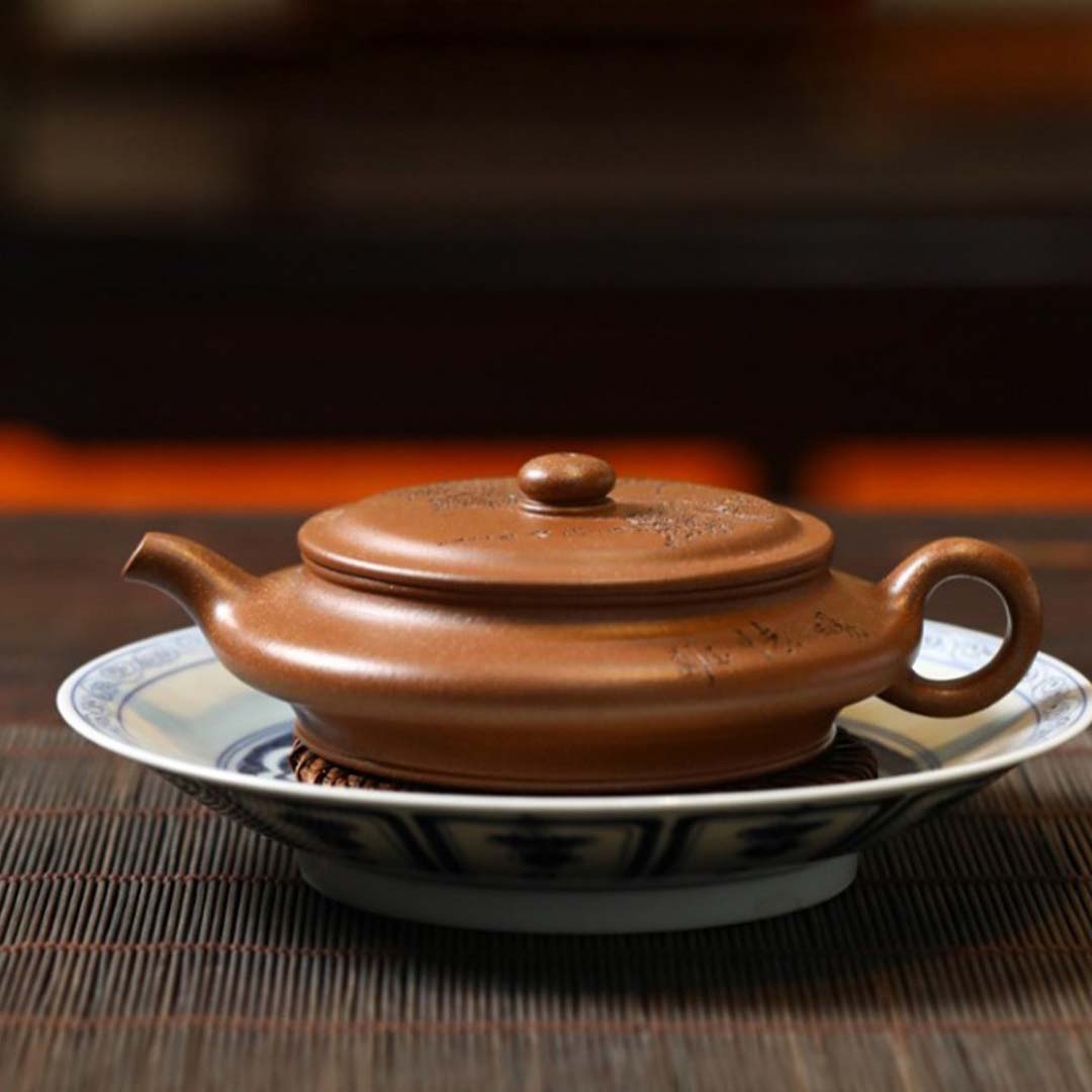 The Art and Mystery of the Flat Teapot