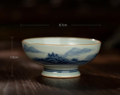 Exquisite Handcrafted Blue and White Porcelain Pu'er Tea Cup from Jingdezhen