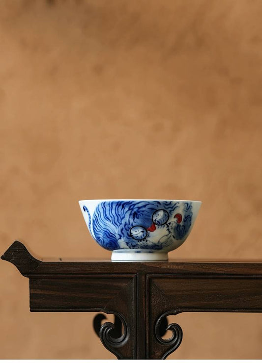 Hand Painted Blue and White Porcelain Gongfu Tea Cup 120ml with Artistic Tiger Motif