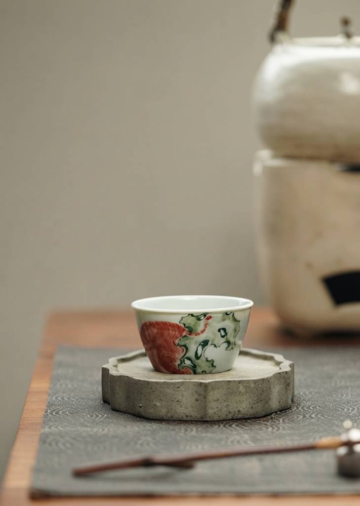 Hand Painted Blue and White Porcelain Gongfu Tea Cup 90ml