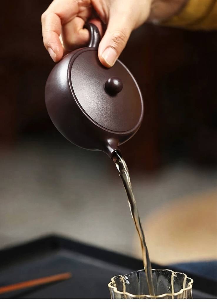 Handcrafted Yixing Old Purple Clay Hanwa Teapot 150ml for Gongfu Tea