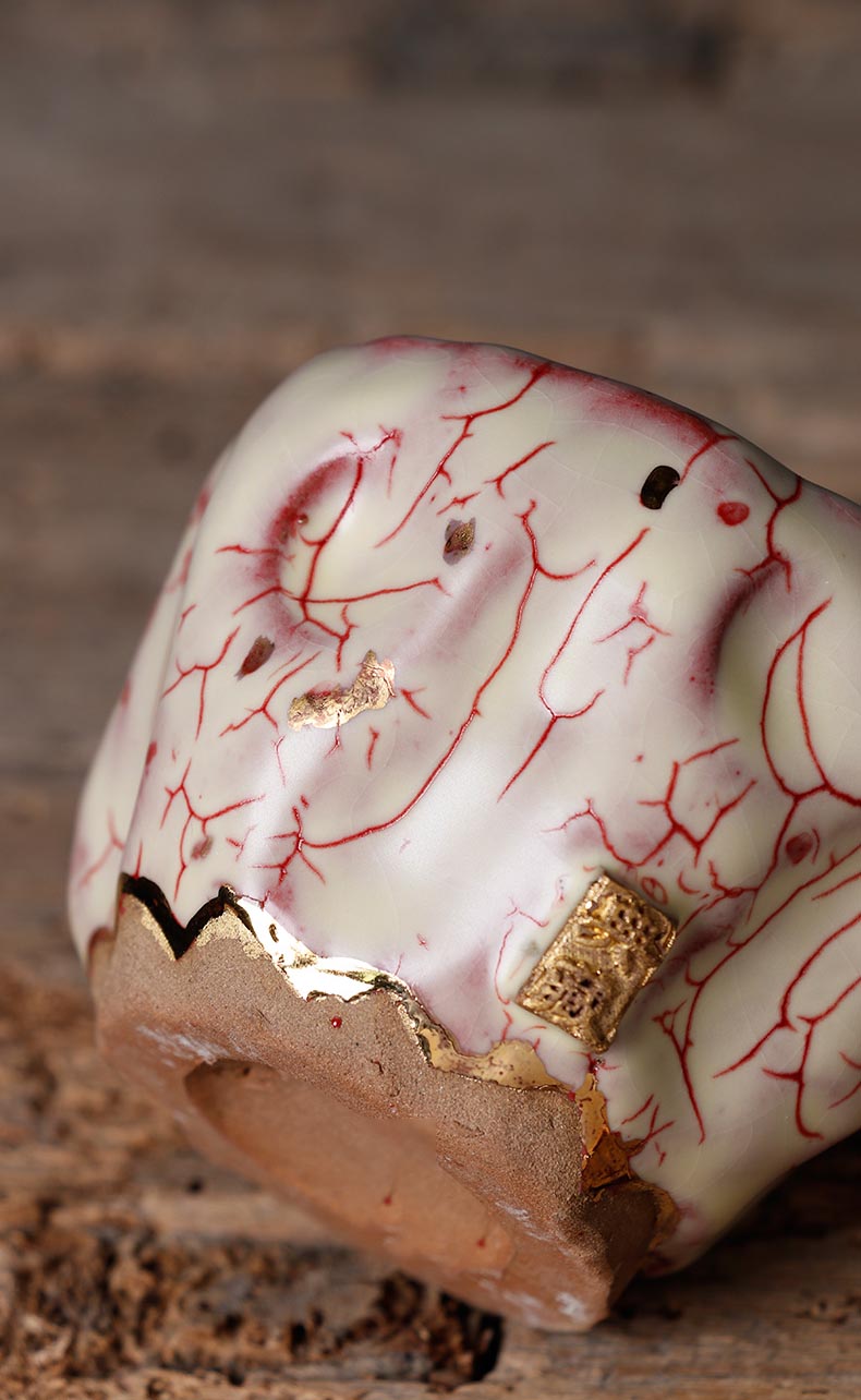 Handcrafted Shino Burnished Gold Crab Claw Tea Cup with Traditional Taiwanese Clay