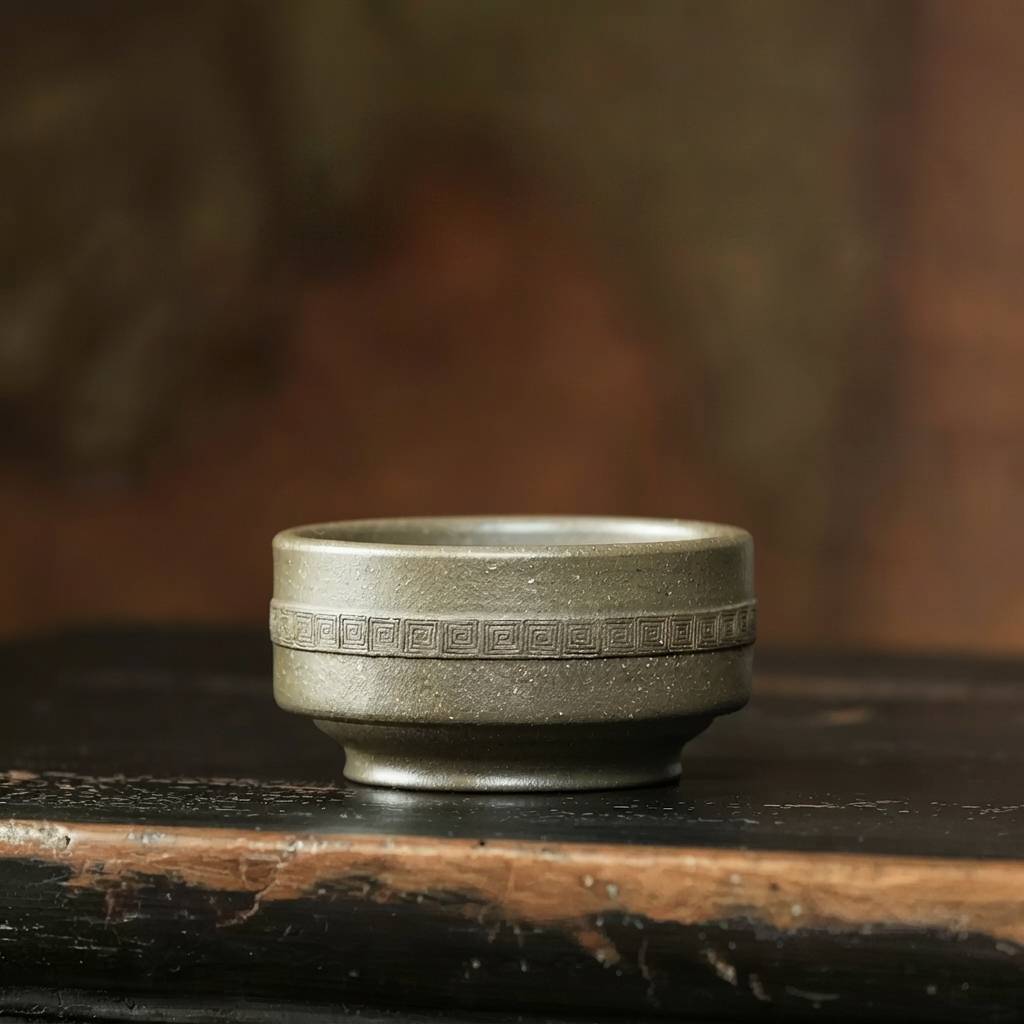 Handmade Yixing Zisha Crab Shell Green Tea Tasting Cup 80ml High Temperature Clay