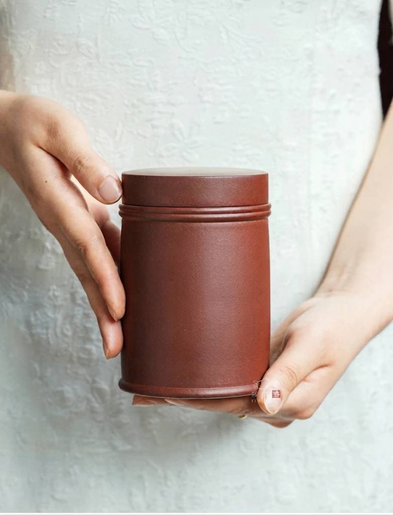 Handmade Yixing Zisha Purple Clay Tea Storage Jar with Sealed Lid