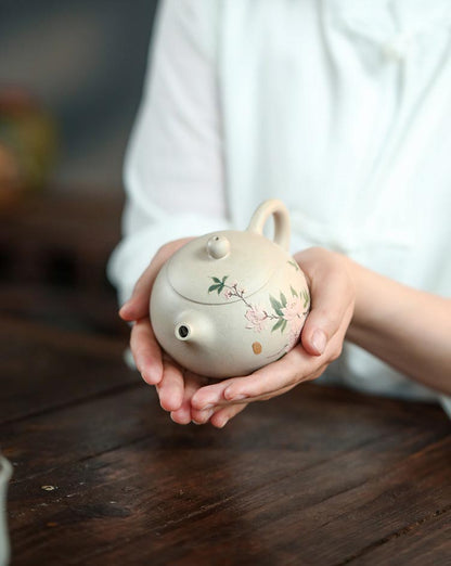 Ivory White Zisha Handmade Peony Xi Shi Teapot Set - 250cc