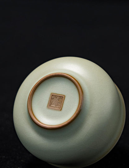 Ru-Style Celadon Teacup – Handcrafted Porcelain with Natural Crackle Glaze