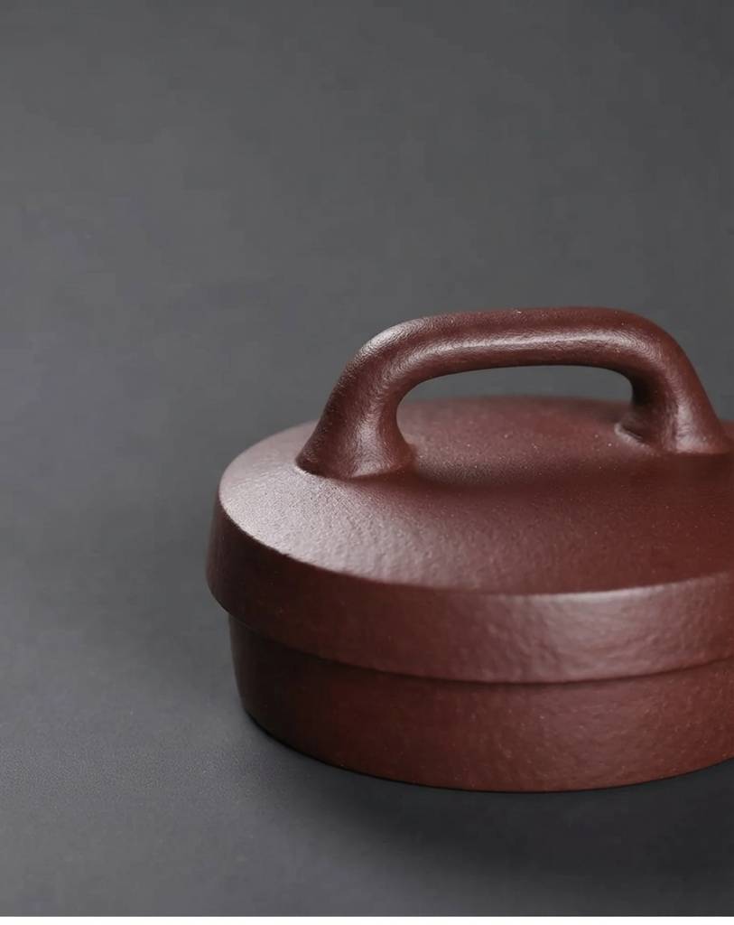 Large Thickened Yixing Purple Clay Tea Storage Jar For Pu Erh Tea 700g Capacity