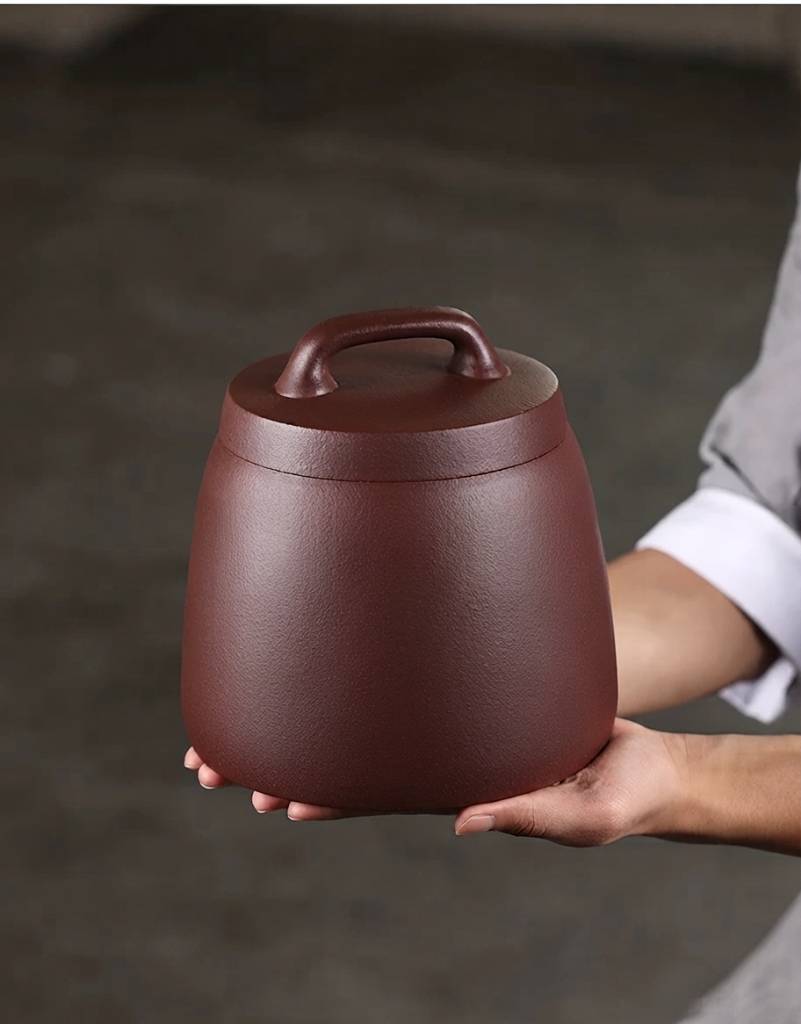 Large Thickened Yixing Purple Clay Tea Storage Jar For Pu Erh Tea 700g Capacity