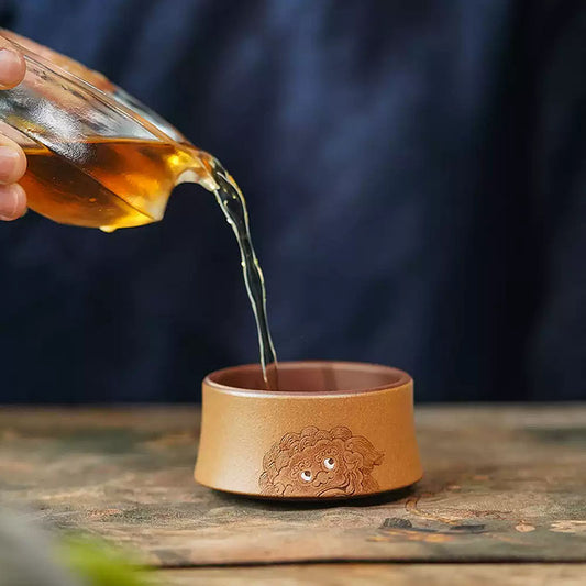 Handcrafted Yixing Zisha Purple Clay Gongfu Tea Tasting Cup With Hand Carved Lion Motif 120ml
