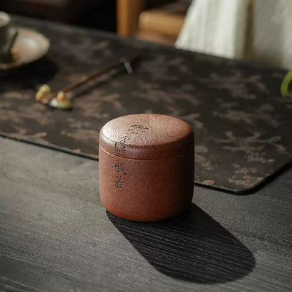 Small Yixing Zisha Tea Leaf Jar in Raw Ore Coarse Sand Clay with Seal Script Carving